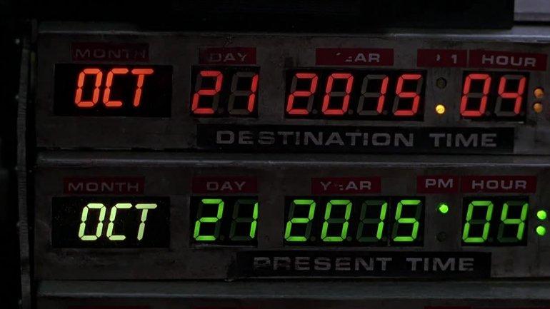 Marty McFly llega al futuro -0