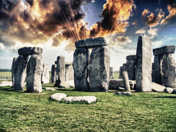 Hallan en Inglaterra un Stonehenge cinco veces más grande que el original-0