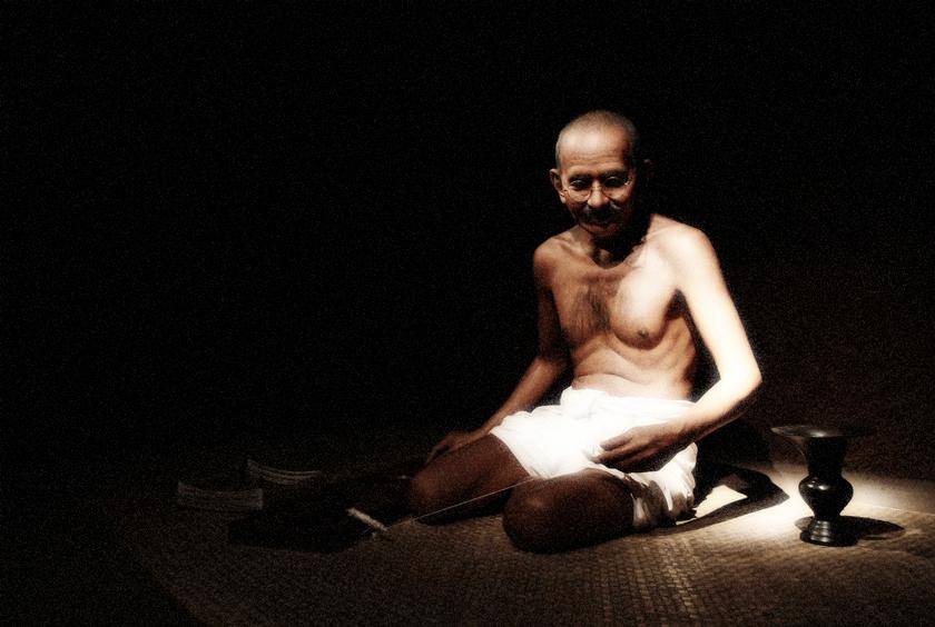 Gandhi inicia una huelga de hambre en protesta contra el separatismo electoral-0
